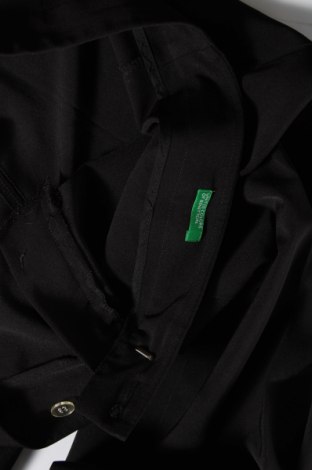 Damskie spodnie United Colors Of Benetton, Rozmiar M, Kolor Czarny, Cena 67,25 zł