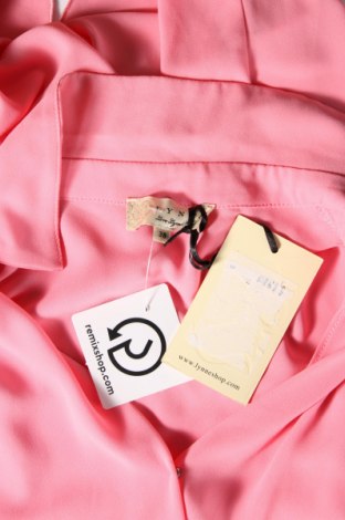 Γυναικείο αμάνικο μπλουζάκι Lynne, Μέγεθος M, Χρώμα Ρόζ , Τιμή 19,85 €