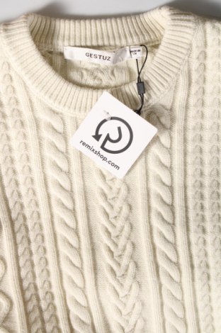 Дамски пуловер Gestuz, Размер M, Цвят Бежов, Цена 90,06 лв.