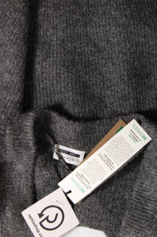 Дамски пуловер Noisy May, Размер L, Цвят Сив, Цена 23,00 лв.