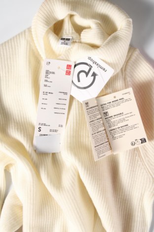 Дамски пуловер Uniqlo, Размер S, Цвят Екрю, Цена 48,88 лв.