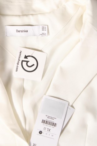 Dámske sako  Bershka, Veľkosť XL, Farba Biela, Cena  21,95 €