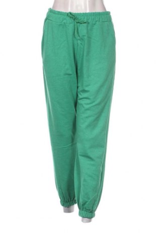 Pantaloni trening de femei, Mărime L, Culoare Verde, Preț 60,53 Lei