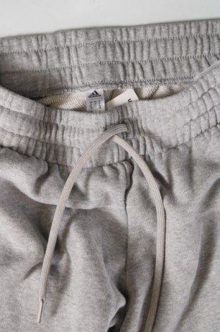 Pantaloni trening de femei Adidas, Mărime S, Culoare Gri, Preț 286,18 Lei