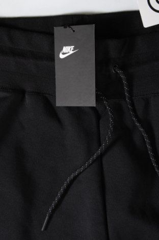 Pantaloni trening de femei Nike, Mărime M, Culoare Negru, Preț 286,18 Lei