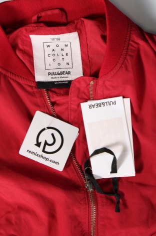 Damenjacke Pull&Bear, Größe M, Farbe Rot, Preis 13,99 €