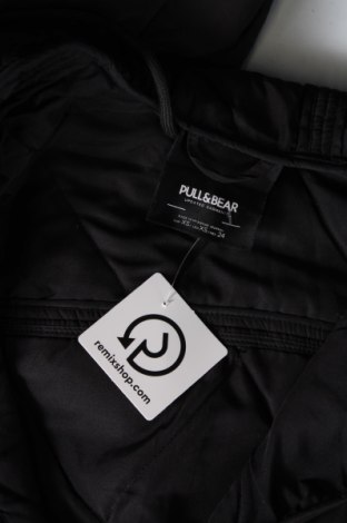 Γυναικείο μπουφάν Pull&Bear, Μέγεθος XS, Χρώμα Μαύρο, Τιμή 5,34 €