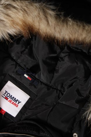 Dámská bunda  Tommy Jeans, Velikost S, Barva Černá, Cena  5 145,00 Kč