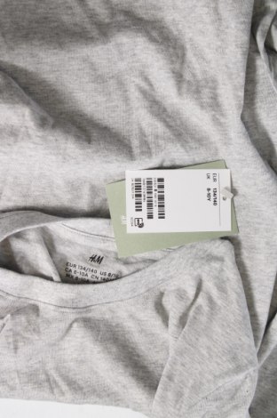 Kinder Shirt H&M, Größe 8-9y/ 134-140 cm, Farbe Grau, Preis 8,70 €