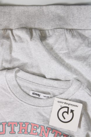 Kinder Shirt Sinsay, Größe 9-10y/ 140-146 cm, Farbe Grau, Preis 8,50 €