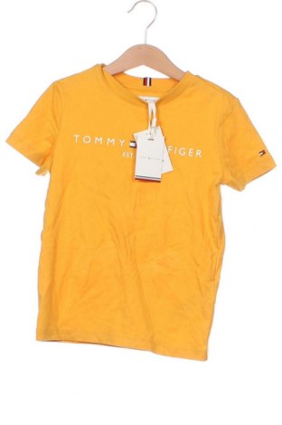 Dziecięcy T-shirt Tommy Hilfiger, Rozmiar 5-6y/ 116-122 cm, Kolor Żółty, Cena 133,67 zł
