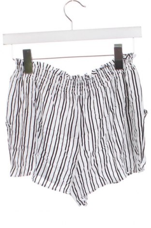 Pantaloni scurți pentru copii C&A, Mărime 14-15y/ 168-170 cm, Culoare Multicolor, Preț 54,00 Lei