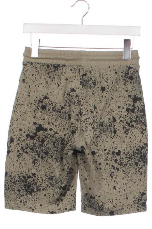 Kinder Shorts H&M, Größe 11-12y/ 152-158 cm, Farbe Grün, Preis 14,64 €