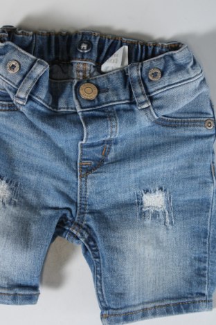 Детски къс панталон H&M, Размер 3-6m/ 62-68 см, Цвят Син, Цена 22,00 лв.