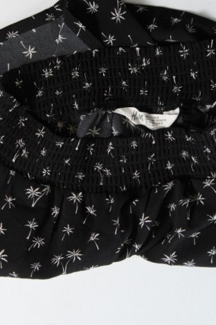 Dětské krátké kalhoty  H&M, Velikost 12-13y/ 158-164 cm, Barva Černá, Cena  446,00 Kč
