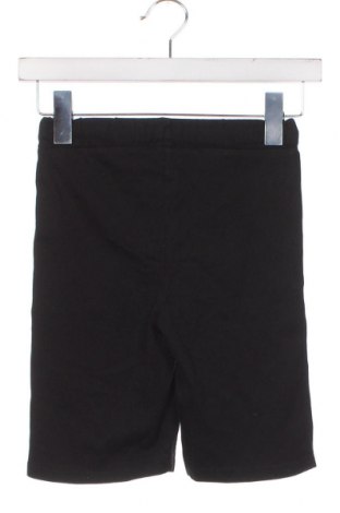 Детски къс панталон LC Waikiki, Размер 7-8y/ 128-134 см, Цвят Черен, Цена 19,00 лв.