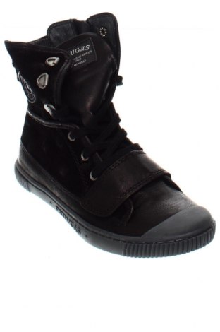 Детски обувки Pataugas, Размер 31, Цвят Черен, Цена 41,28 лв.