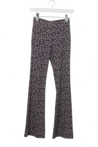 Dětské kalhoty  Design By Kappahl, Velikost 11-12y/ 152-158 cm, Barva Vícebarevné, Cena  180,00 Kč