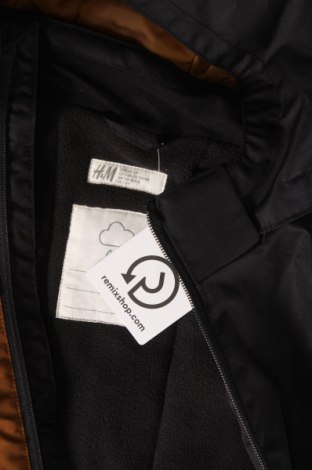 Dětská bunda  H&M, Velikost 7-8y/ 128-134 cm, Barva Vícebarevné, Cena  345,00 Kč