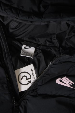 Dětská bunda  Nike, Velikost 10-11y/ 146-152 cm, Barva Černá, Cena  3 486,00 Kč