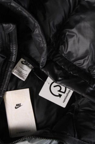 Παιδικό μπουφάν Nike, Μέγεθος 9-10y/ 140-146 εκ., Χρώμα Μαύρο, Τιμή 128,35 €