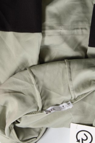 Dětská bunda  Zara, Velikost 9-10y/ 140-146 cm, Barva Zelená, Cena  117,00 Kč