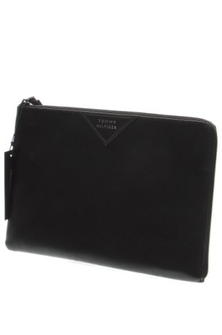 Калъф за лаптоп Tommy Hilfiger, Цвят Черен, Цена 89,57 лв.