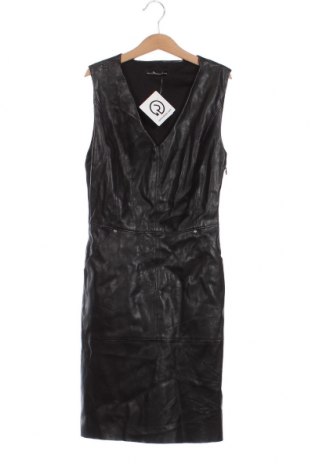 Кожена рокля Bershka, Размер XS, Цвят Черен, Цена 4,35 лв.