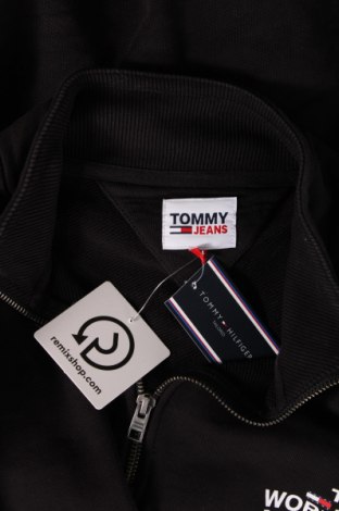 Pánske tričko  Tommy Jeans, Veľkosť L, Farba Sivá, Cena  32,75 €