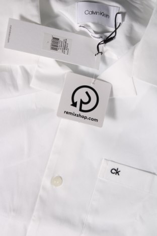 Мъжка риза Calvin Klein, Размер L, Цвят Бял, Цена 109,00 лв.