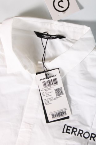 Мъжка риза Core By Jack & Jones, Размер M, Цвят Бял, Цена 12,92 лв.