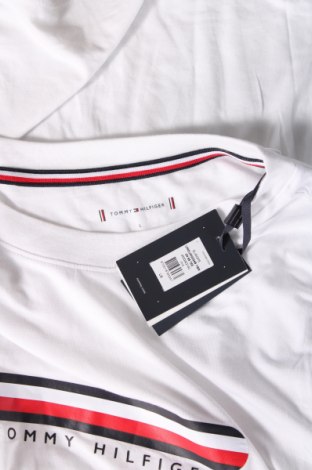 Мъжка тениска Tommy Hilfiger, Размер L, Цвят Бял, Цена 53,30 лв.
