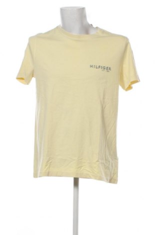 Мъжка тениска Tommy Hilfiger, Размер XL, Цвят Жълт, Цена 82,00 лв.