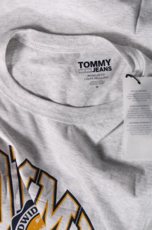 Herren T-Shirt Tommy Jeans, Größe M, Farbe Grau, Preis 57,06 €