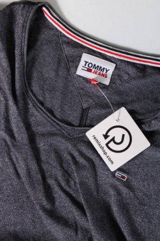 Мъжка тениска Tommy Jeans, Размер S, Цвят Син, Цена 78,20 лв.
