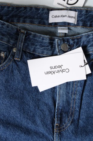 Męskie jeansy Calvin Klein Jeans, Rozmiar M, Kolor Niebieski, Cena 284,67 zł