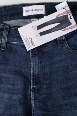 Blugi de bărbați Calvin Klein Jeans, Mărime S, Culoare Albastru, Preț 128,82 Lei