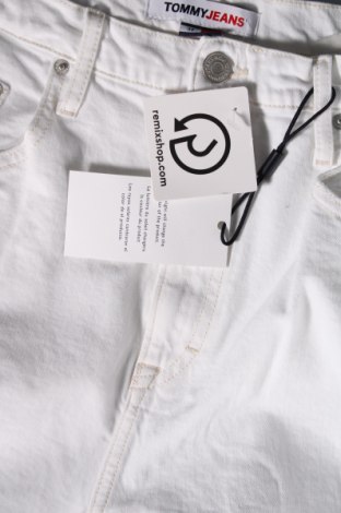 Herren Jeans Tommy Jeans, Größe M, Farbe Weiß, Preis 73,95 €