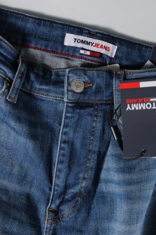 Мъжки дънки Tommy Jeans, Размер M, Цвят Син, Цена 80,85 лв.