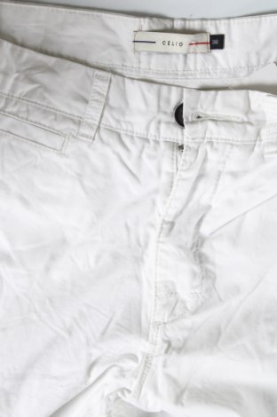 Pantaloni scurți de bărbați Celio, Mărime M, Culoare Alb, Preț 82,24 Lei