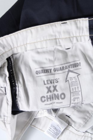 Мъжки къс панталон Levi's, Размер M, Цвят Син, Цена 87,00 лв.