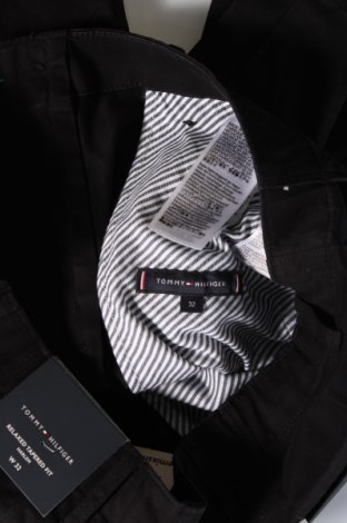 Мъжки къс панталон Tommy Hilfiger, Размер M, Цвят Черен, Цена 182,00 лв.