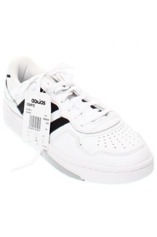 Мъжки обувки Adidas, Размер 41, Цвят Бял, Цена 190,00 лв.