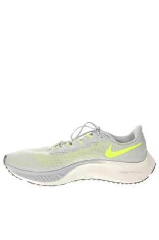 Мъжки обувки Nike, Размер 47, Цвят Многоцветен, Цена 161,00 лв.