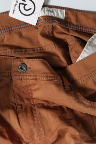 Мъжки панталон Brax, Размер XL, Цвят Бежов, Цена 20,68 лв.
