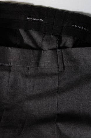 Pantaloni de bărbați Hugo Boss, Mărime XL, Culoare Gri, Preț 322,37 Lei