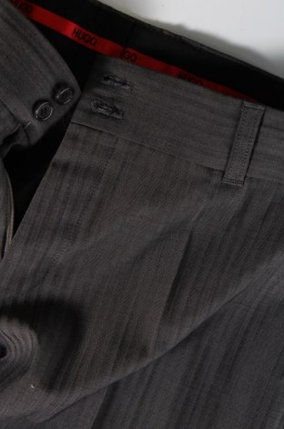 Pantaloni de bărbați Hugo Boss, Mărime L, Culoare Gri, Preț 80,08 Lei