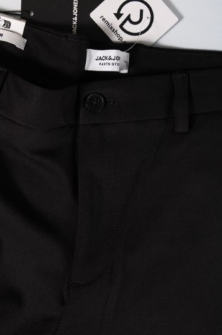 Pantaloni de bărbați Jack & Jones, Mărime M, Culoare Negru, Preț 72,83 Lei