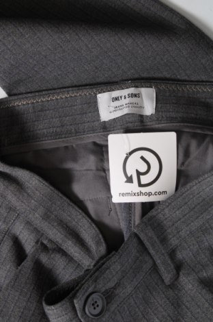 Pantaloni de bărbați Only & Sons, Mărime S, Culoare Gri, Preț 95,39 Lei