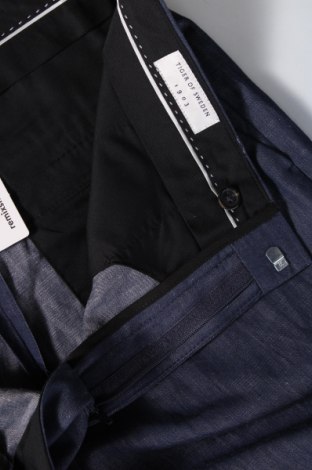 Pánske nohavice  Tiger Of Sweden, Veľkosť M, Farba Modrá, Cena  98,45 €
